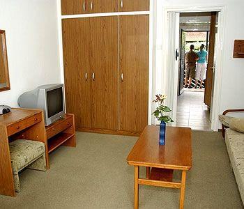 Solar Club Apartman סופרון מראה חיצוני תמונה